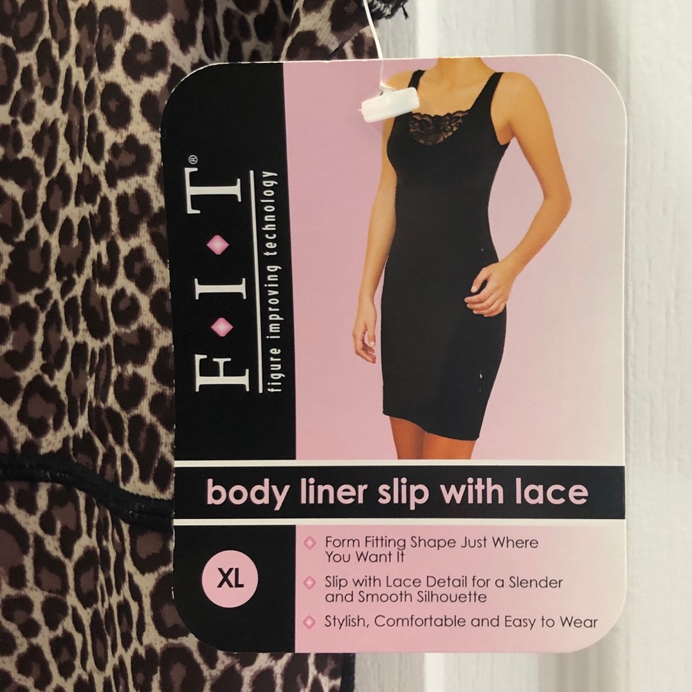 ♥️ Shapewear full body slip leopard w lace detail